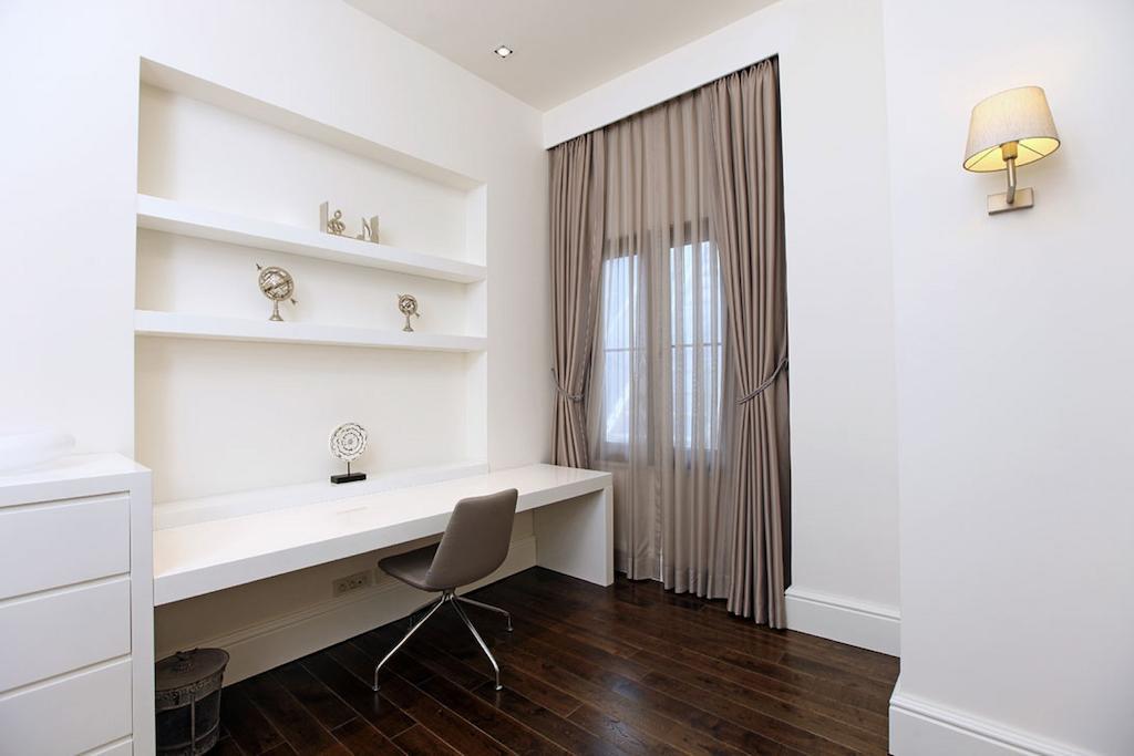 Pera Aparthotel 3*